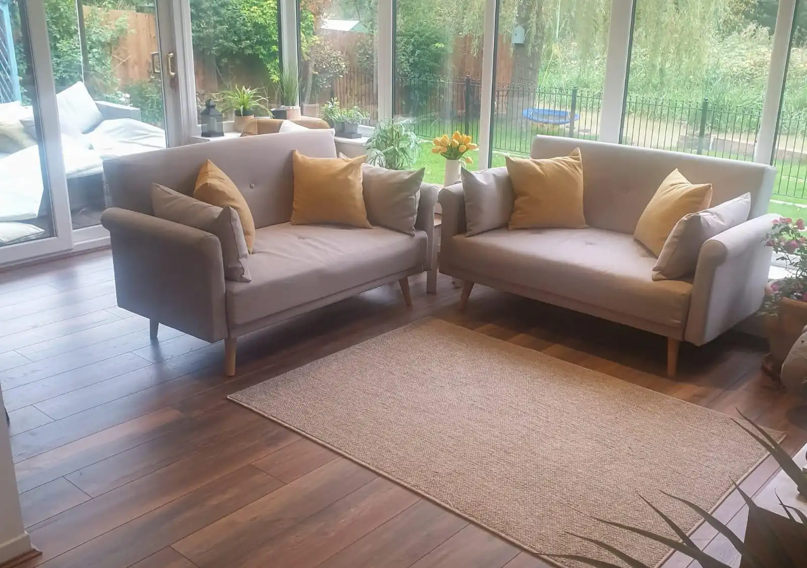 Conservatory with laminate flooring